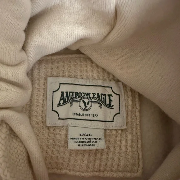 Women’s American Eagle sweatshirt - Picture 2 of 3